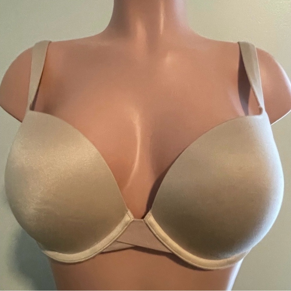 SPANX  By Sara  Blakey Pillow Cup Bra